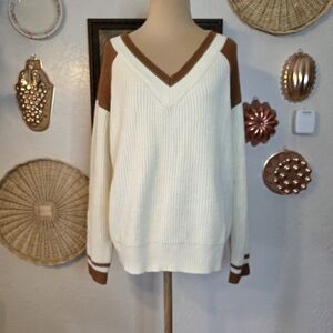 Wishlist V-Neck Rustic Earth-toned Sweater White and Brown